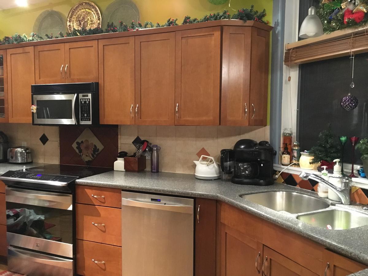 Mabuhay Lakeside Manor Panzió Yellowknife Kültér fotó