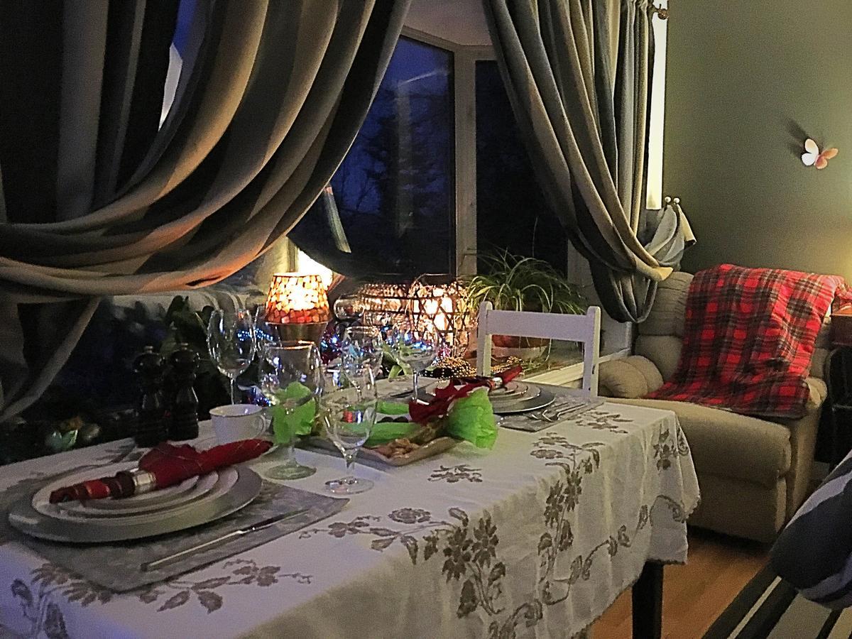 Mabuhay Lakeside Manor Panzió Yellowknife Kültér fotó