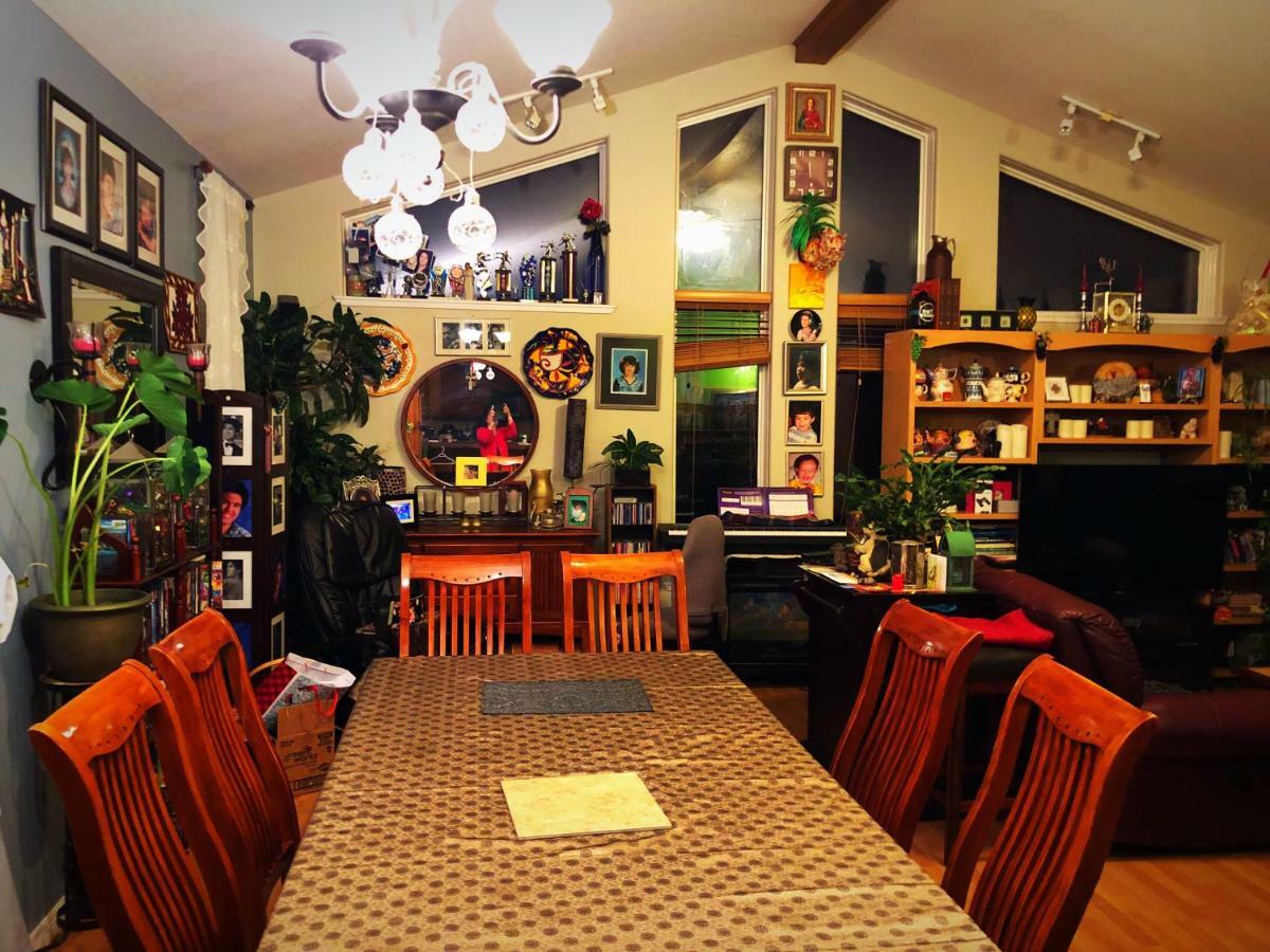 Mabuhay Lakeside Manor Panzió Yellowknife Kültér fotó